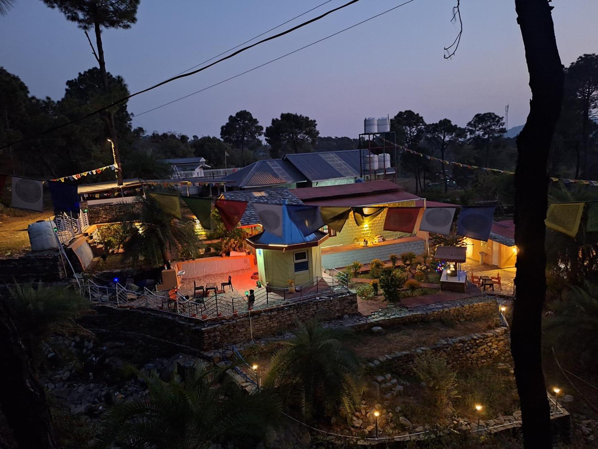 Tathastu Bir -Homestay ,Dorm,Hostel Exterior photo